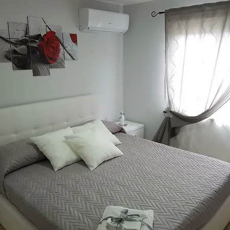 Bed & Breakfast La Mariposa De La Reina Ercolano